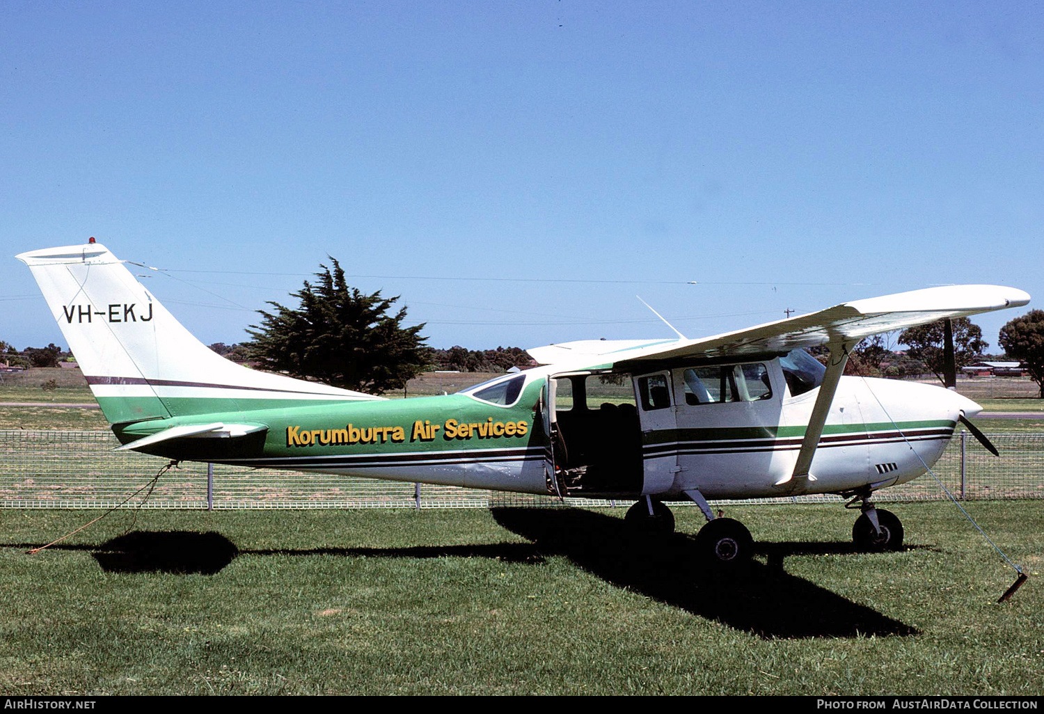 Aircraft Photo of VH-EKJ | Cessna U206F Stationair | Korumburra Air Services | AirHistory.net #355303