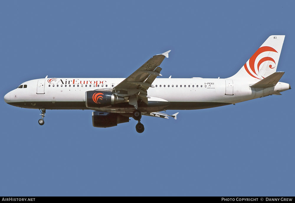 Aircraft Photo of I-PEKI | Airbus A320-214 | Air Europe | AirHistory.net #355331