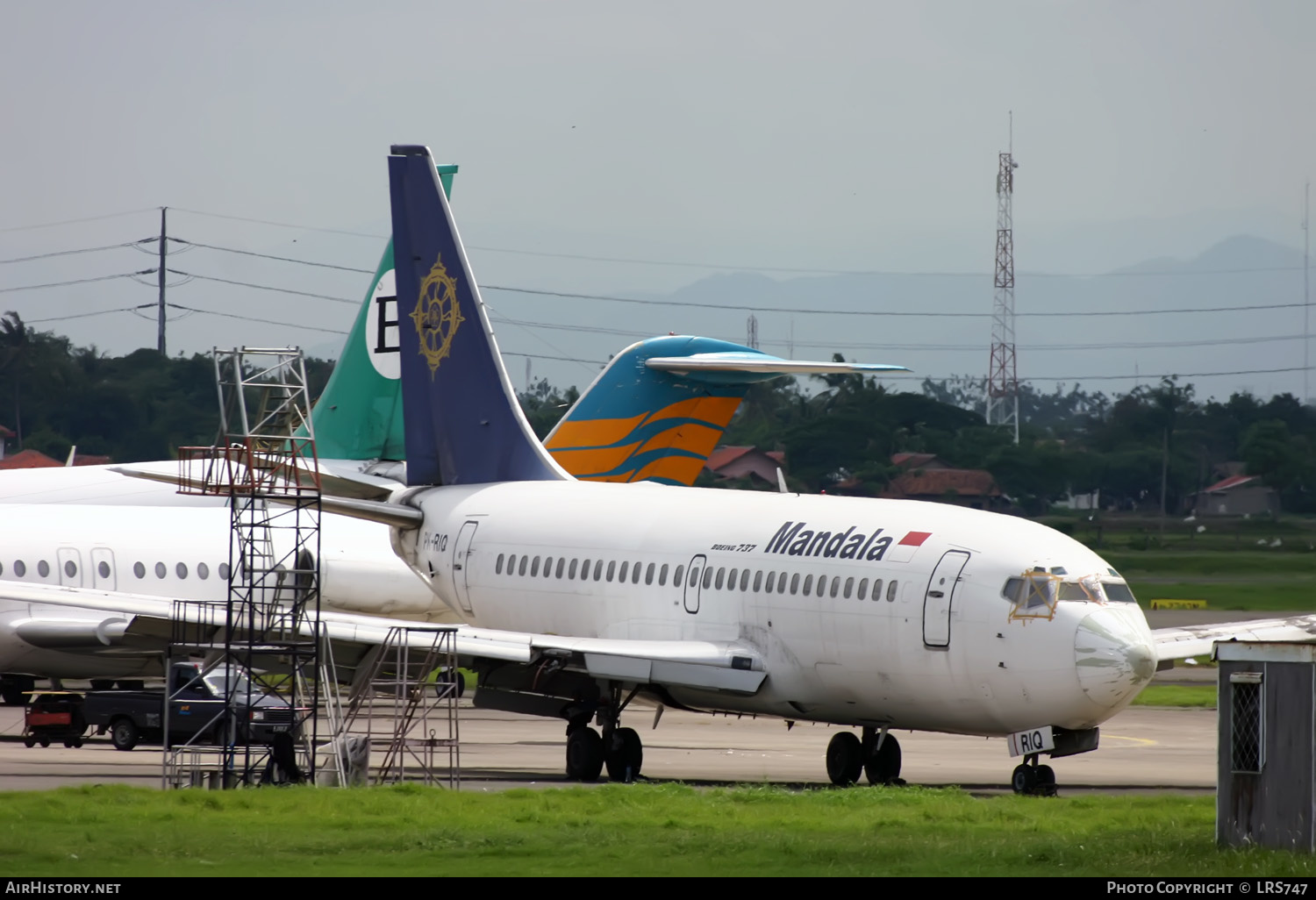 Aircraft Photo of PK-RIQ | Boeing 737-291/Adv | Mandala Airlines | AirHistory.net #355438