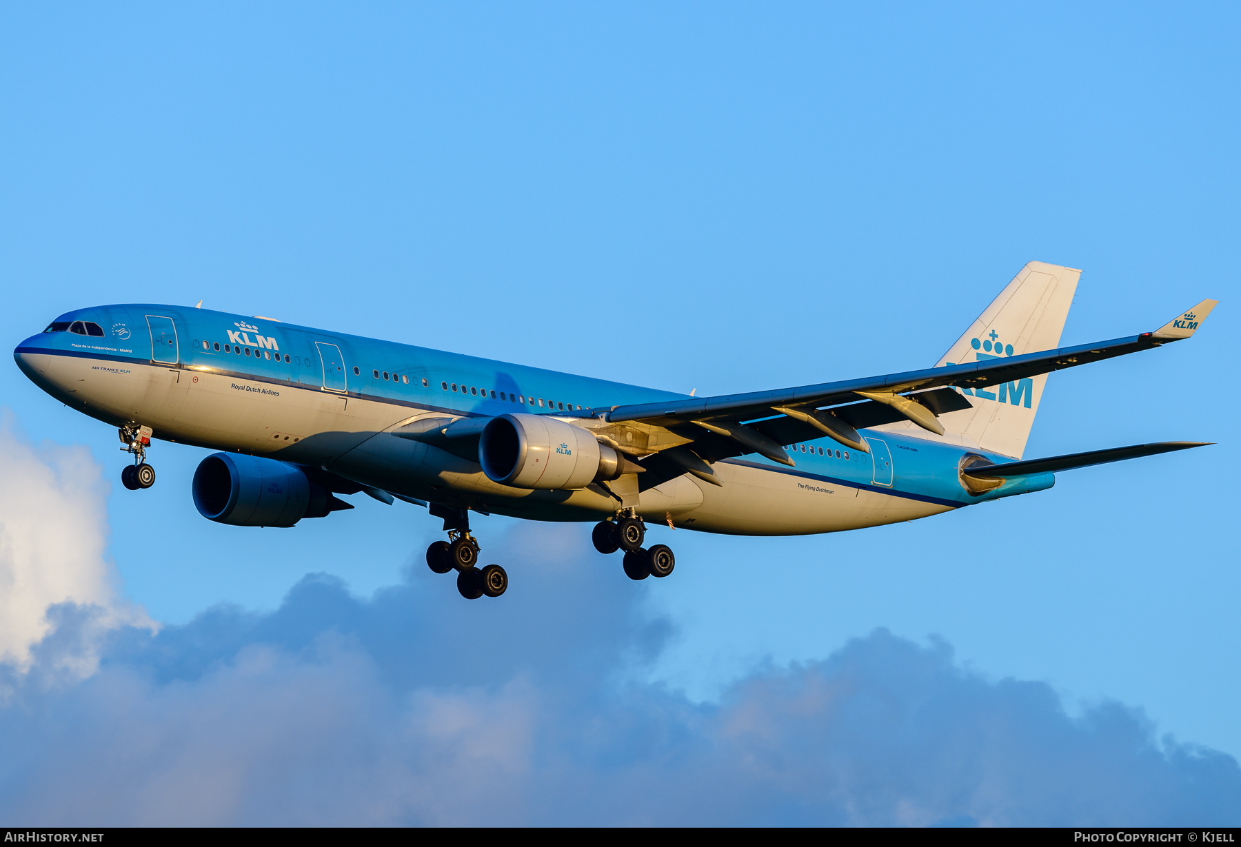 Aircraft Photo of PH-AOI | Airbus A330-203 | KLM - Royal Dutch Airlines | AirHistory.net #355449