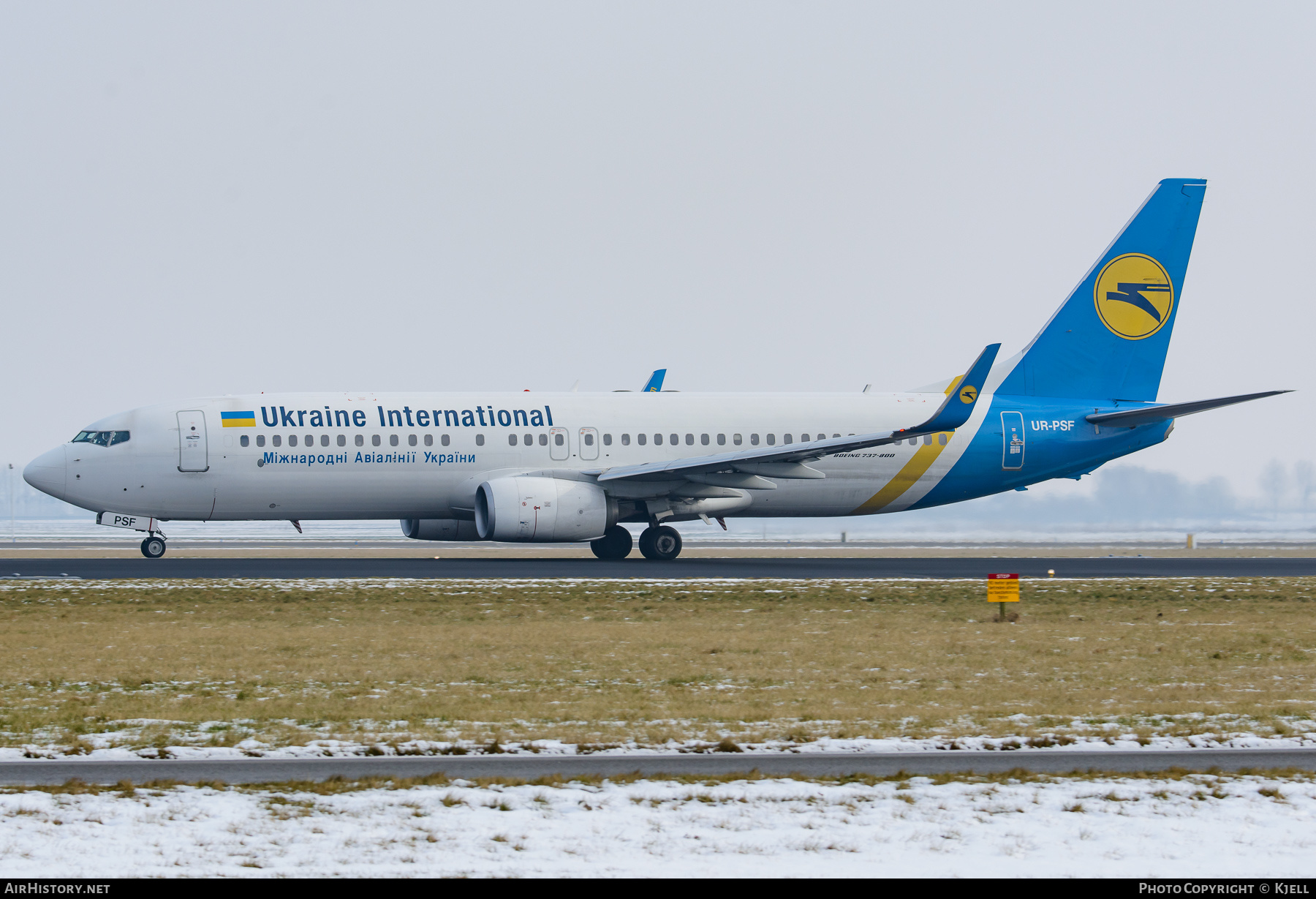 Aircraft Photo of UR-PSF | Boeing 737-84R | Ukraine International Airlines | AirHistory.net #355464