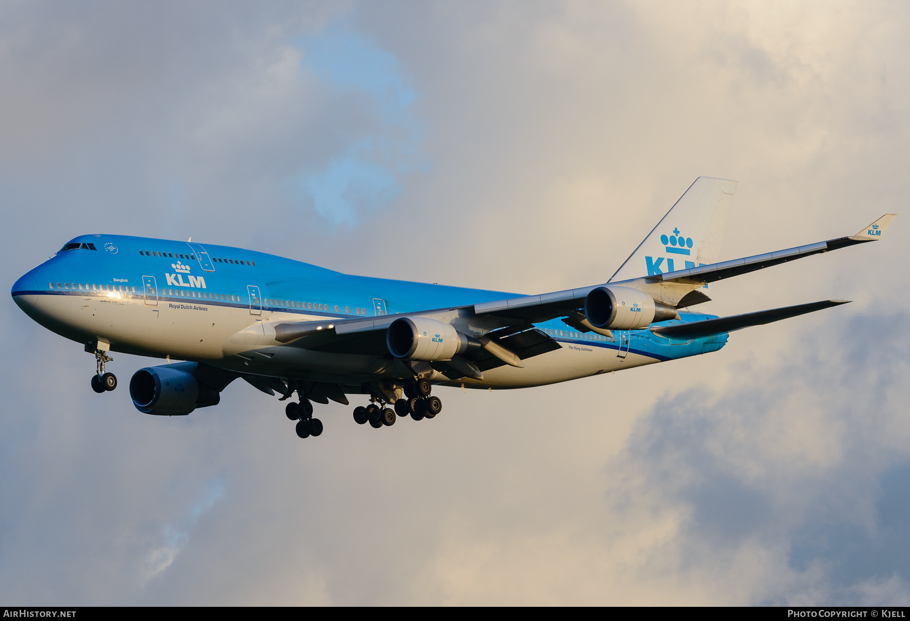 Aircraft Photo of PH-BFB | Boeing 747-406 | KLM - Royal Dutch Airlines | AirHistory.net #355493