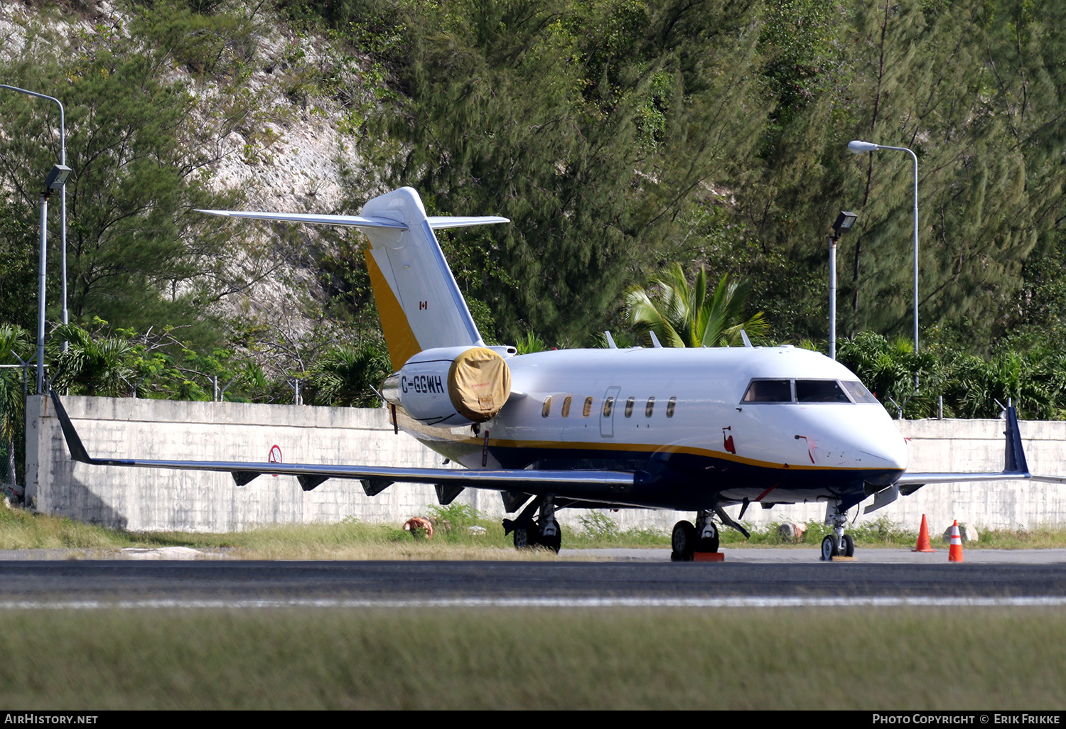 Aircraft Photo of C-GGWH | Bombardier Challenger 604 (CL-600-2B16) | AirHistory.net #355494