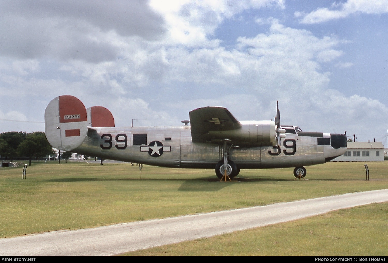 Aircraft Photo of 44-51228 / 451228 | Consolidated B-24M Liberator | USA - Air Force | AirHistory.net #355508