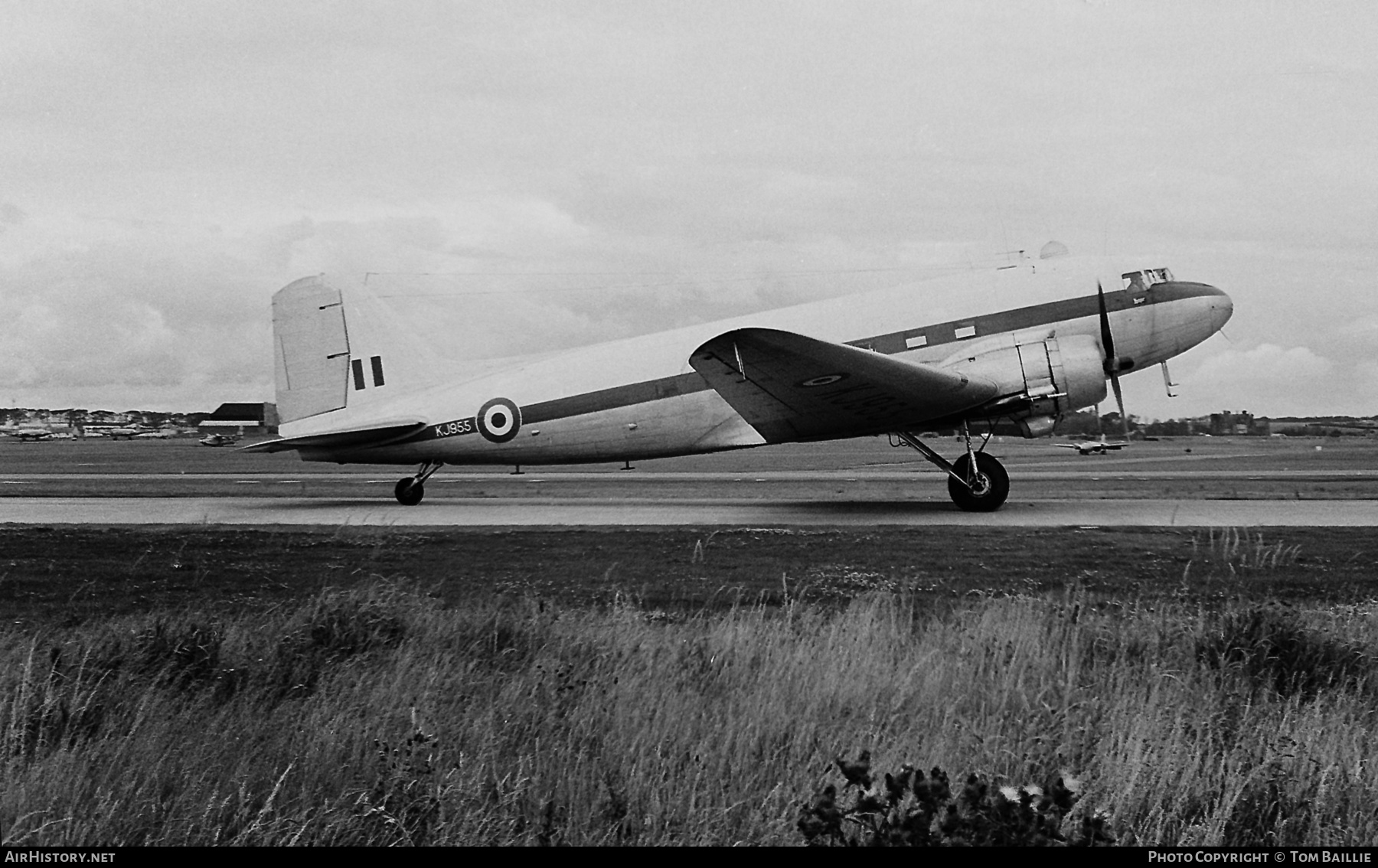 Aircraft Photo of KJ955 | Douglas C-47B Dakota Mk.4 | UK - Air Force | AirHistory.net #355571