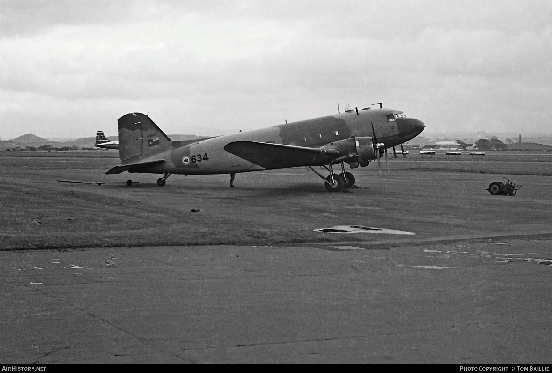 Aircraft Photo of KG634 | Douglas C-47A Dakota | Canada - Air Force | AirHistory.net #355572