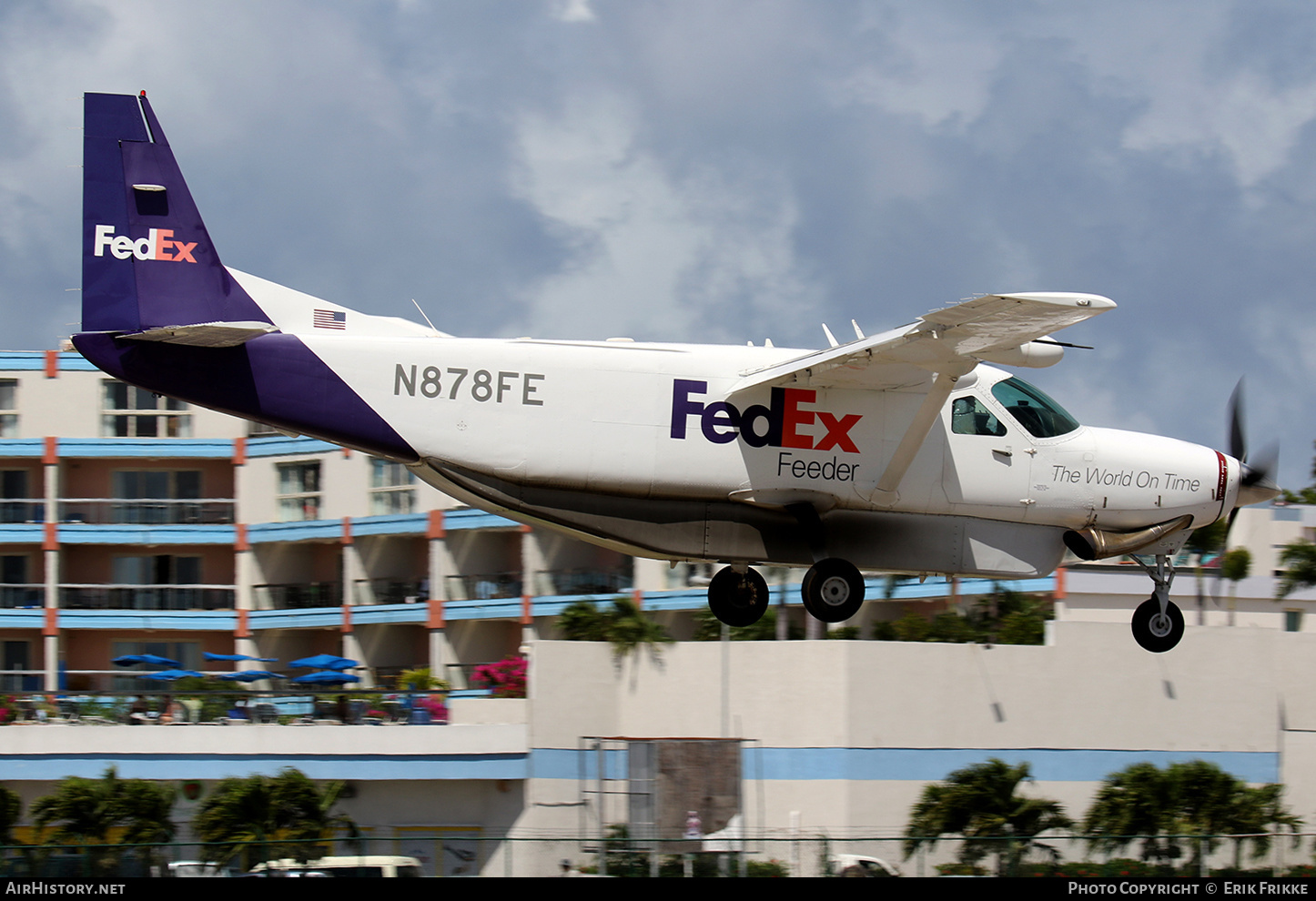 Aircraft Photo of N878FE | Cessna 208B Super Cargomaster | FedEx Feeder | AirHistory.net #355578