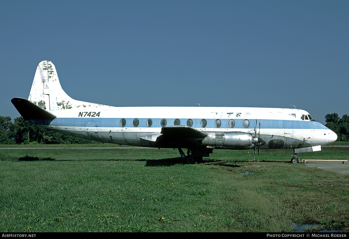 Aircraft Photo of N7424 | Vickers 745D Viscount | AirHistory.net #355641
