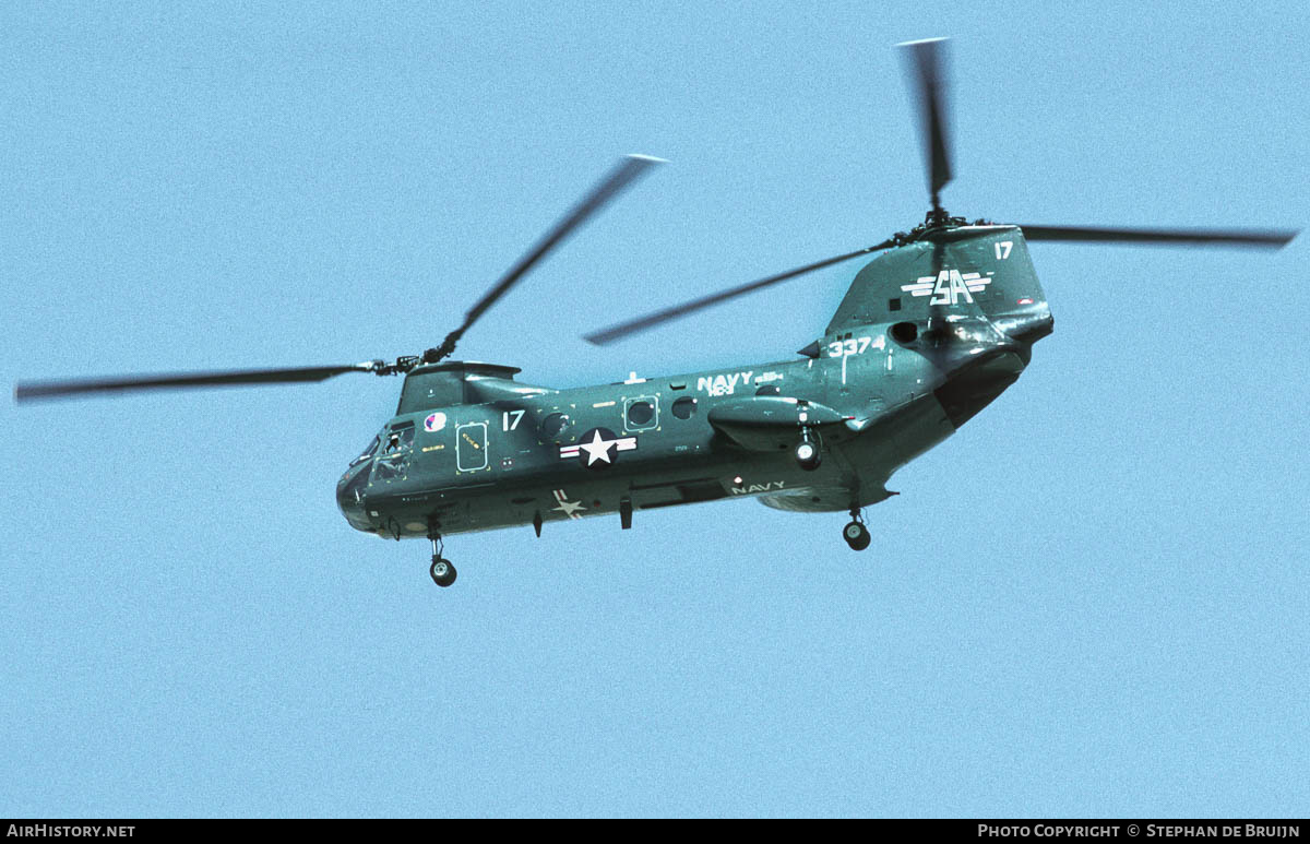 Aircraft Photo of 153374 / 3374 | Boeing Vertol CH-46D Sea Knight | USA - Navy | AirHistory.net #355657