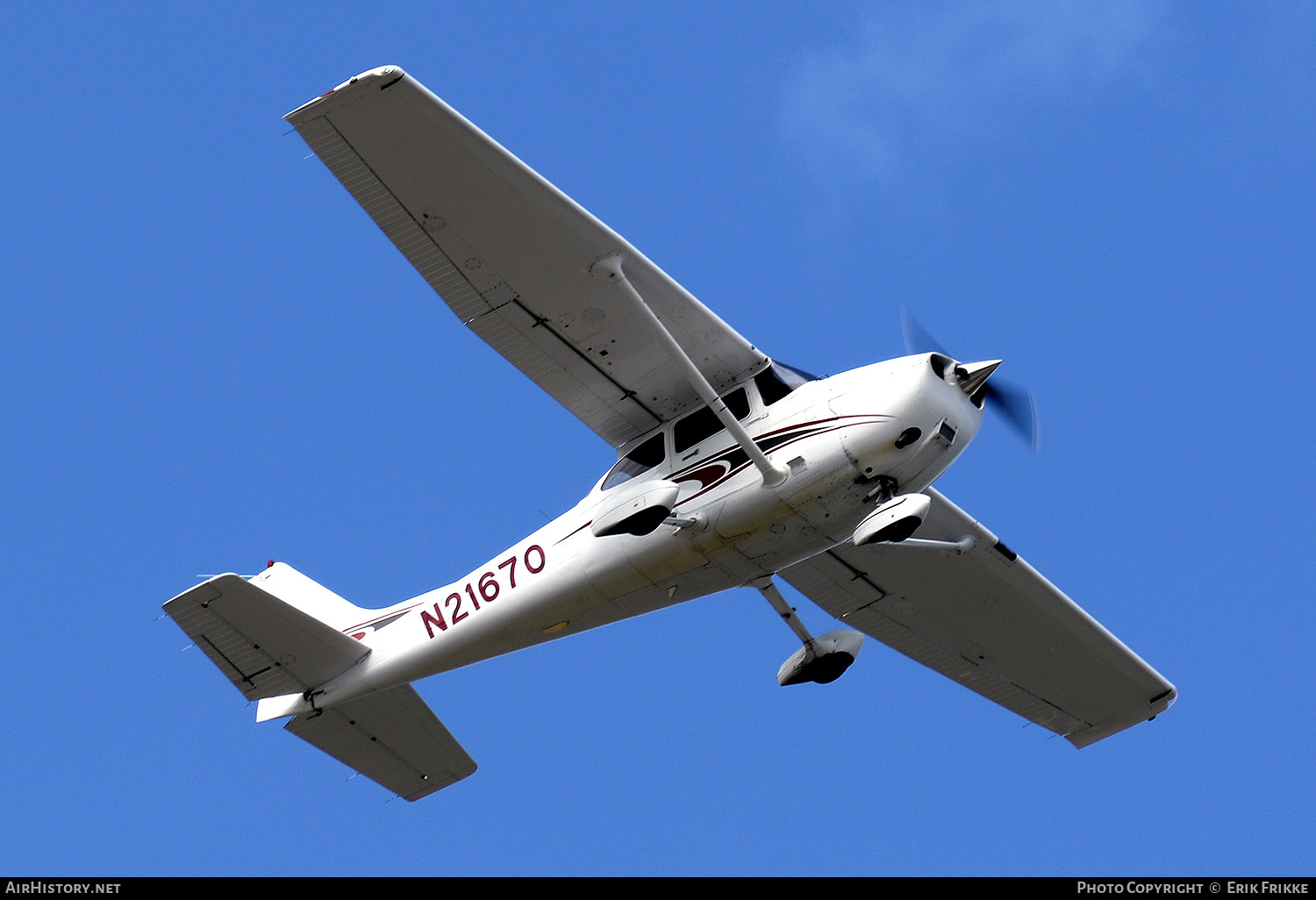 Aircraft Photo of N21670 | Cessna 172S Skyhawk | AirHistory.net #355786