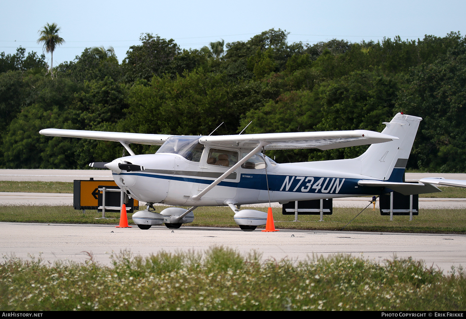 Aircraft Photo of N734UN | Cessna 172N | AirHistory.net #355789