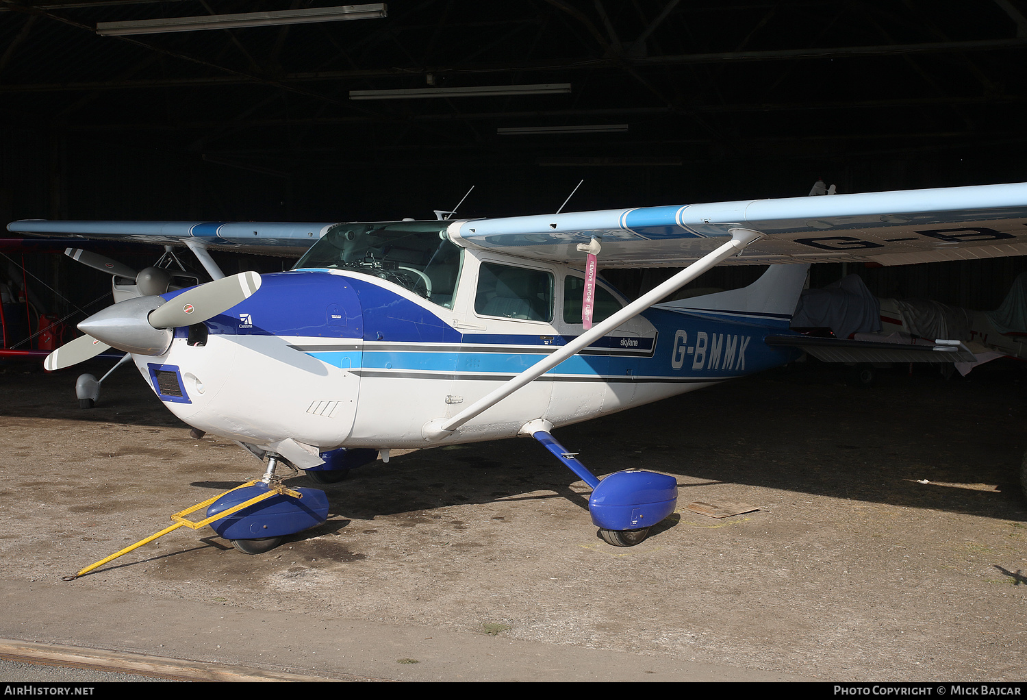 Aircraft Photo of G-BMMK | Cessna 182P Skylane | AirHistory.net #355794