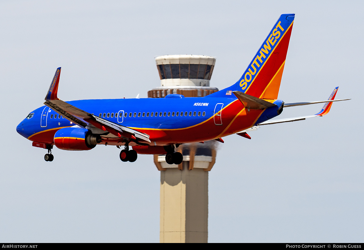 Aircraft Photo of N562WN | Boeing 737-790 | Southwest Airlines | AirHistory.net #355823