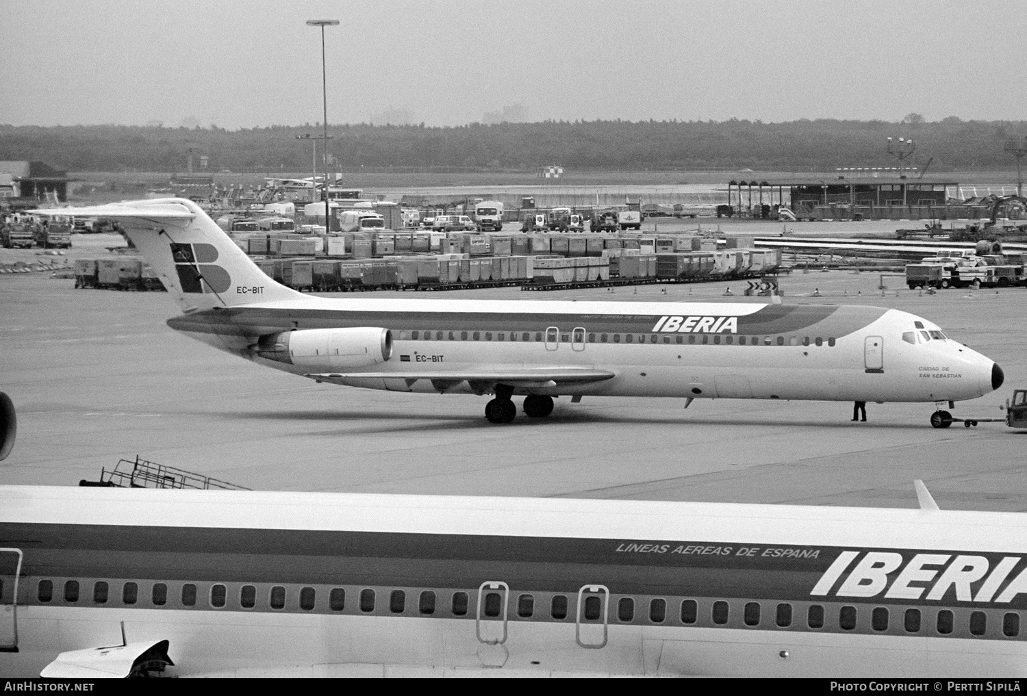 Aircraft Photo of EC-BIT | McDonnell Douglas DC-9-32 | Iberia | AirHistory.net #355882