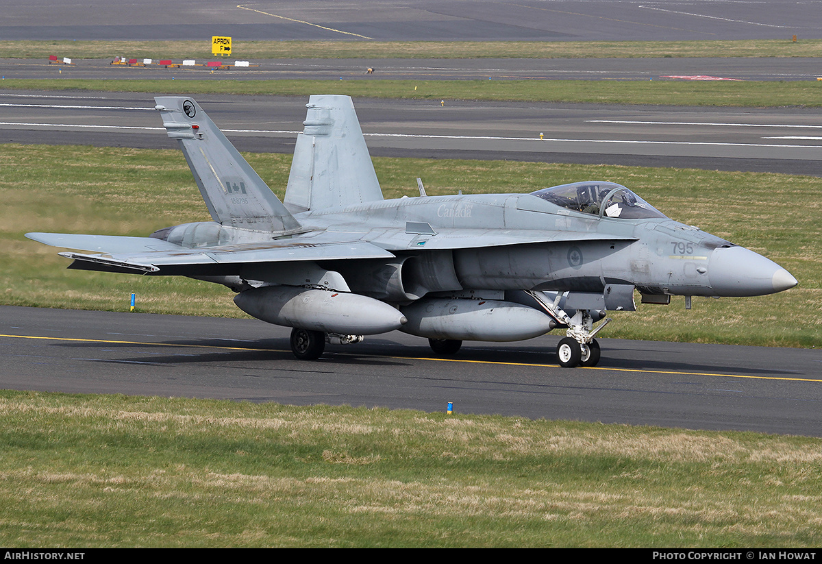 Aircraft Photo of 188795 | McDonnell Douglas CF-188A Hornet | Canada - Air Force | AirHistory.net #356023