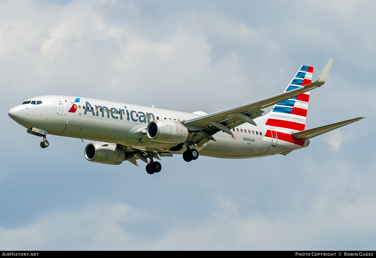 Aircraft Photo of N980AN | Boeing 737-823 | American Airlines | AirHistory.net #356110