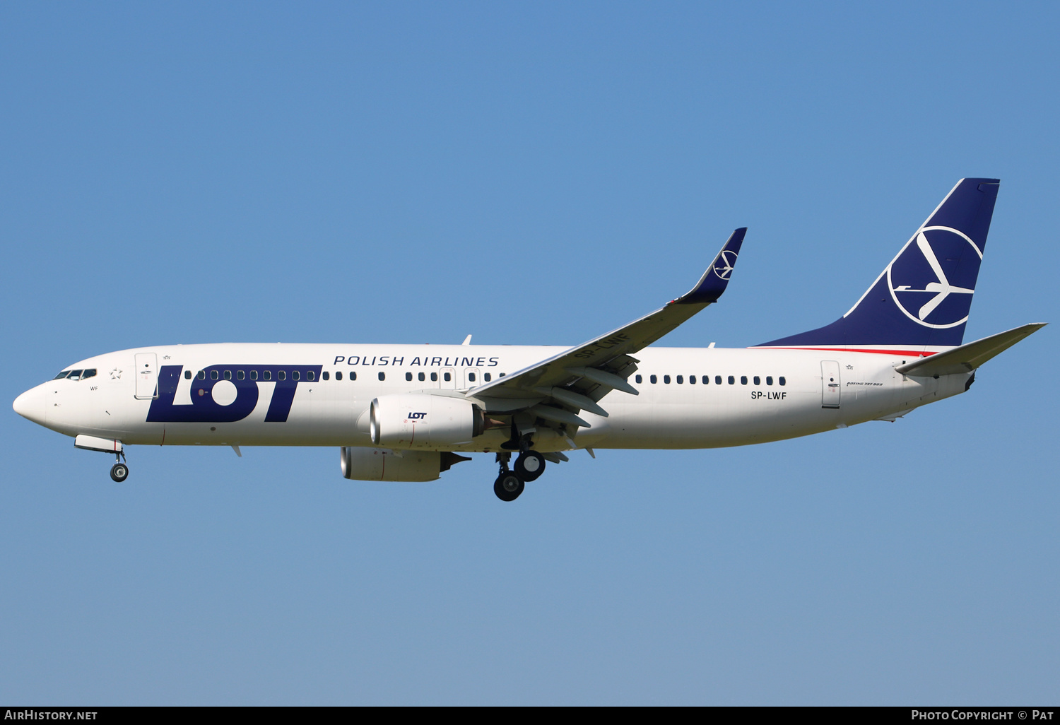 Aircraft Photo of SP-LWF | Boeing 737-86N | LOT Polish Airlines - Polskie Linie Lotnicze | AirHistory.net #356218