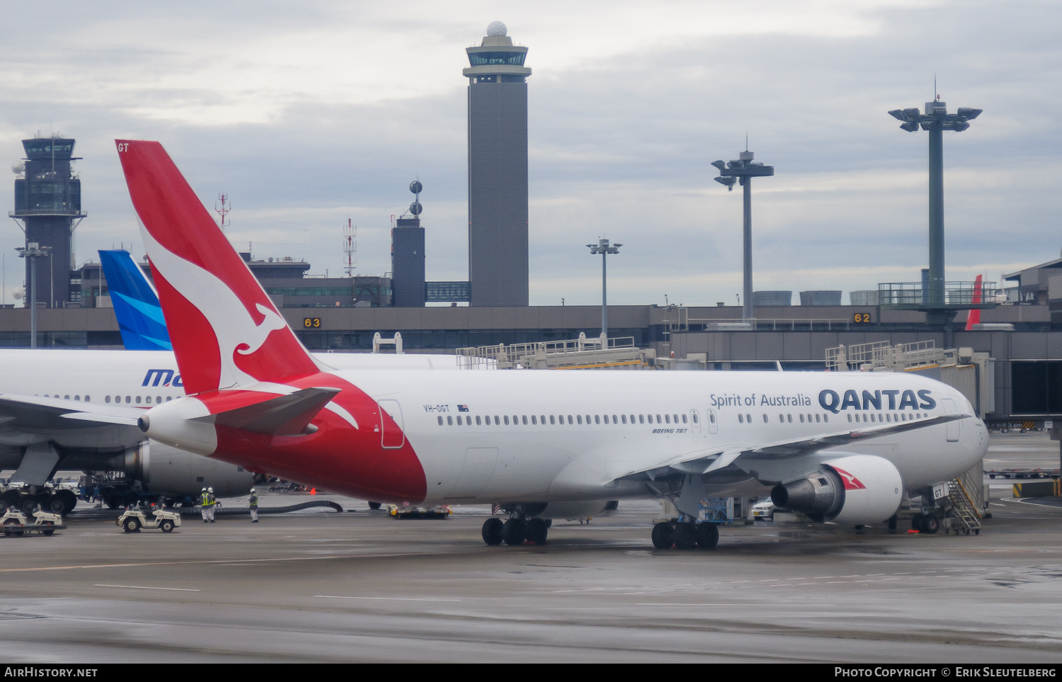 Aircraft Photo of VH-OGT | Boeing 767-338/ER | Qantas | AirHistory.net #356698