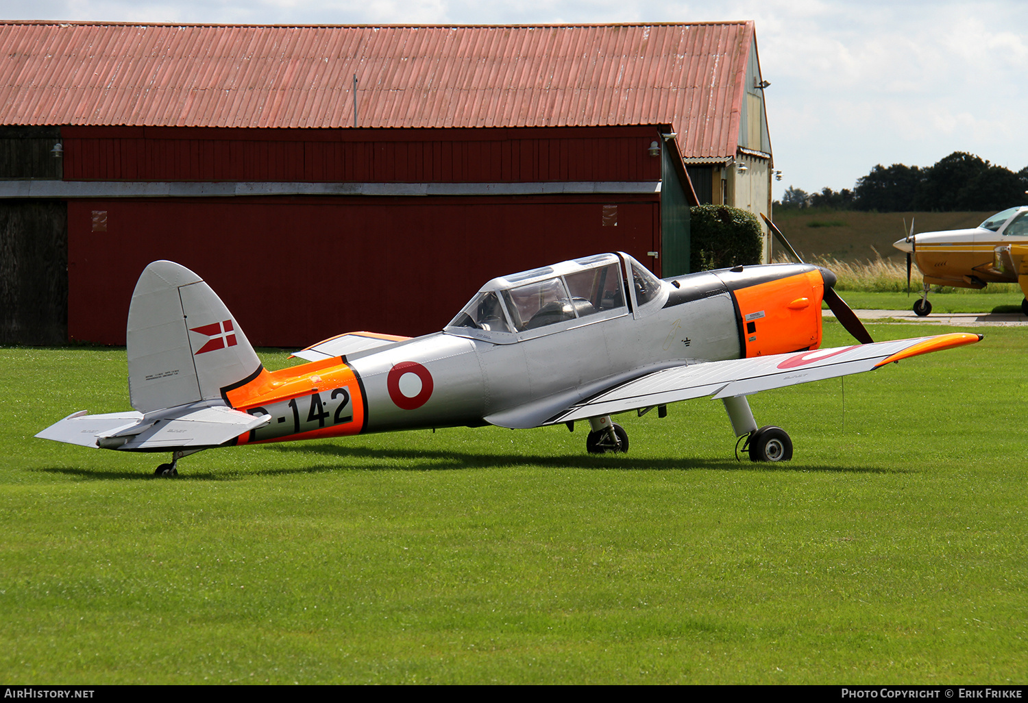 Aircraft Photo of OY-ALL / P-142 | De Havilland DHC-1 Chipmunk Mk22 | Denmark - Air Force | AirHistory.net #356735