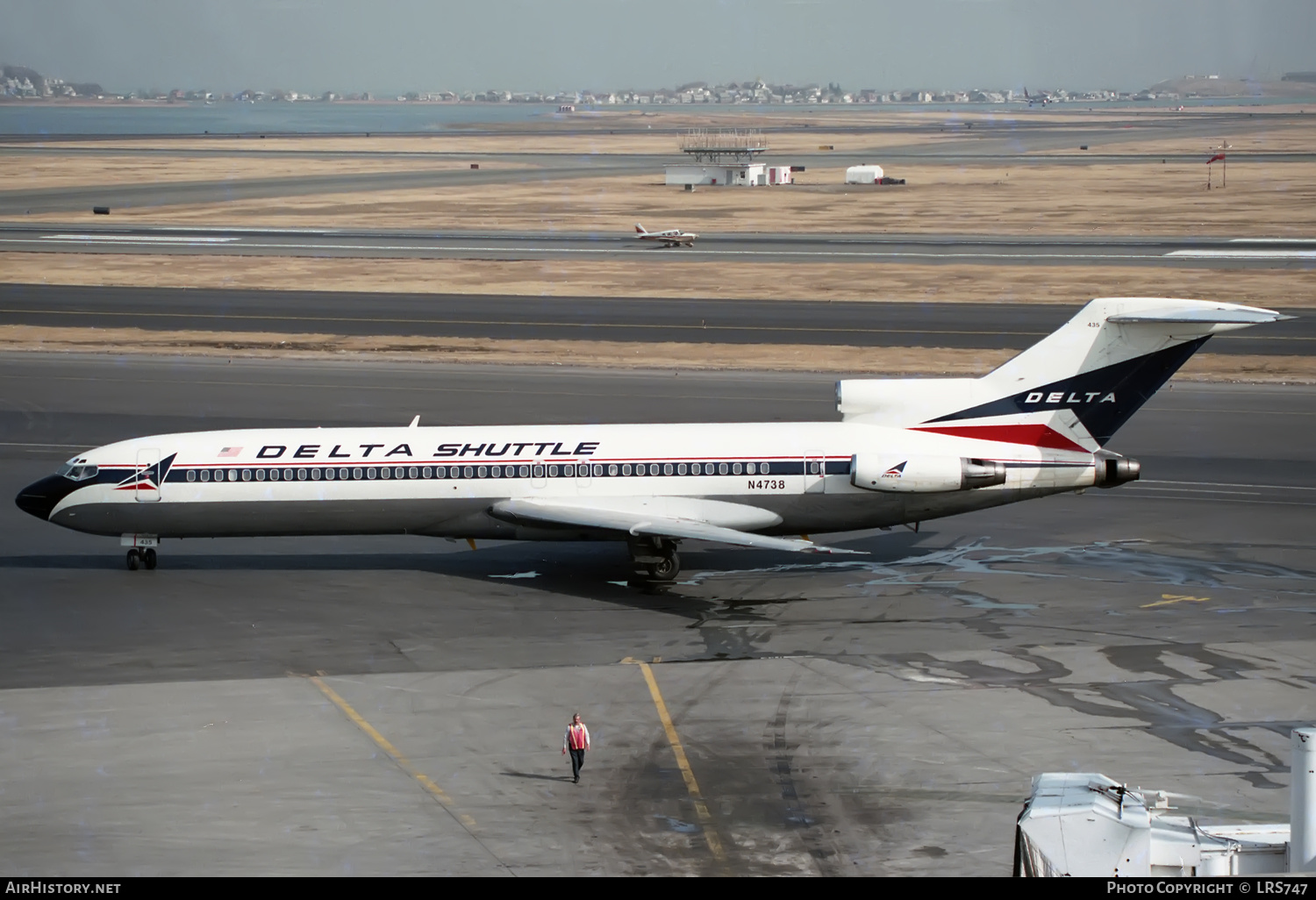 Aircraft Photo of N4738 | Boeing 727-235 | Delta Shuttle | AirHistory.net #356766