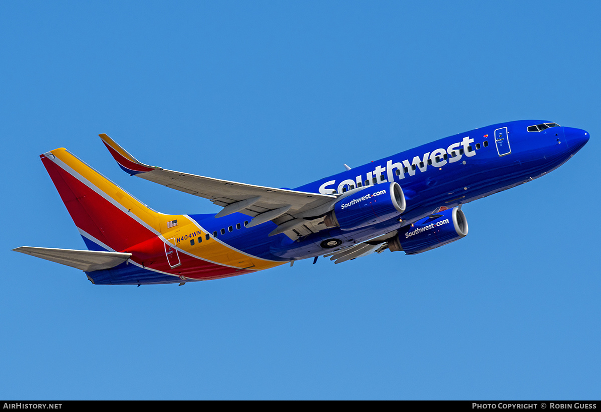 Aircraft Photo of N404WN | Boeing 737-7H4 | Southwest Airlines | AirHistory.net #356858