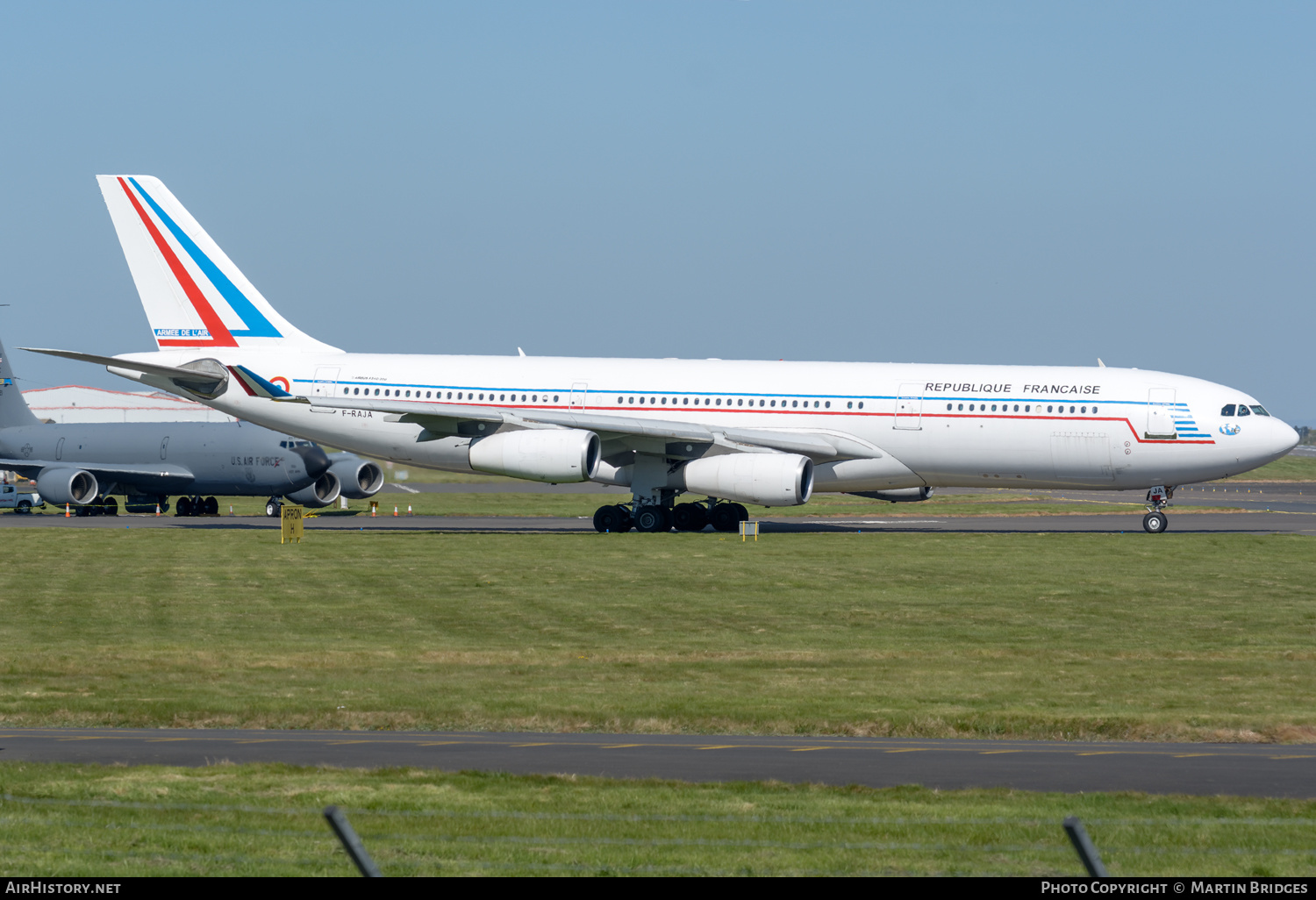 Aircraft Photo of 075 | Airbus A340-211 | France - Air Force | AirHistory.net #356959