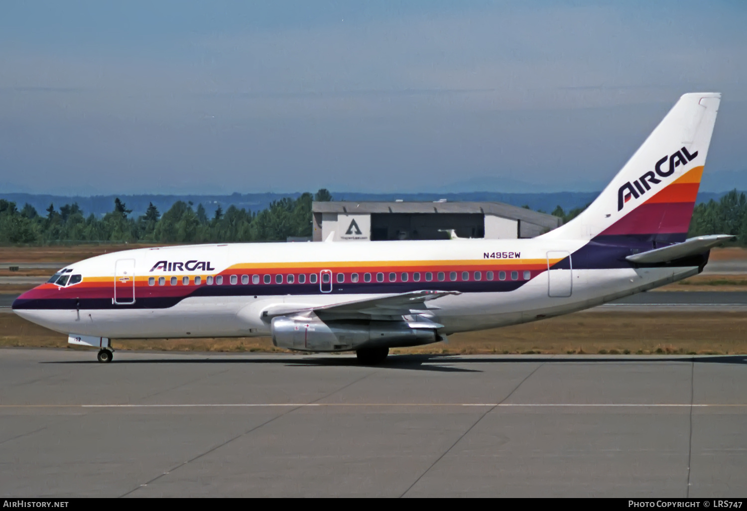 Aircraft Photo of N4952W | Boeing 737-210C/Adv | AirCal | AirHistory.net #356994