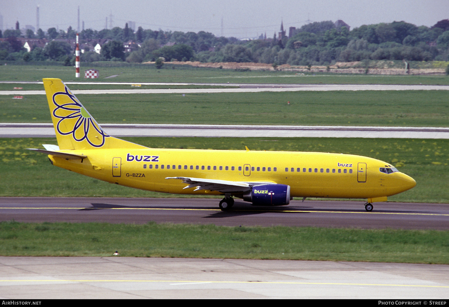 Aircraft Photo of G-BZZA | Boeing 737-3L9 | Buzz | AirHistory.net #357307