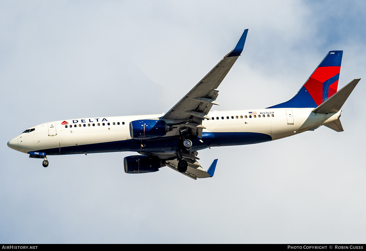 Aircraft Photo of N3762Y | Boeing 737-832 | Delta Air Lines | AirHistory.net #357501