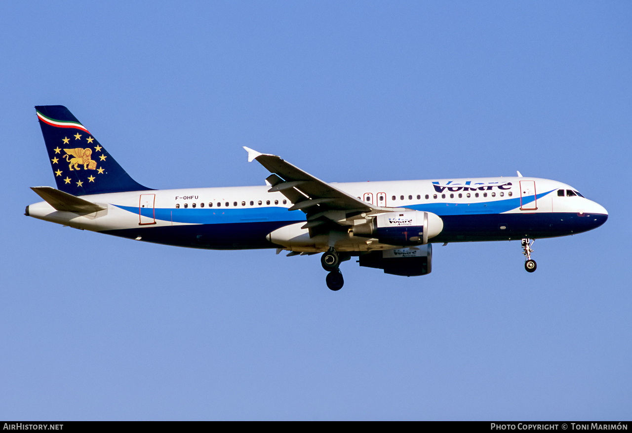 Aircraft Photo of F-OHFU | Airbus A320-212 | Volare Airlines | AirHistory.net #357546