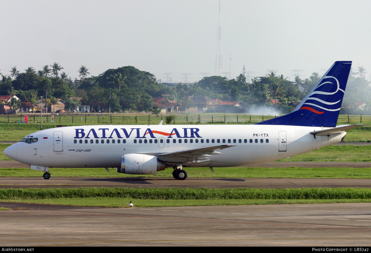 Aircraft Photo of PK-YTX | Boeing 737-3B7 | Batavia Air | AirHistory.net #357701
