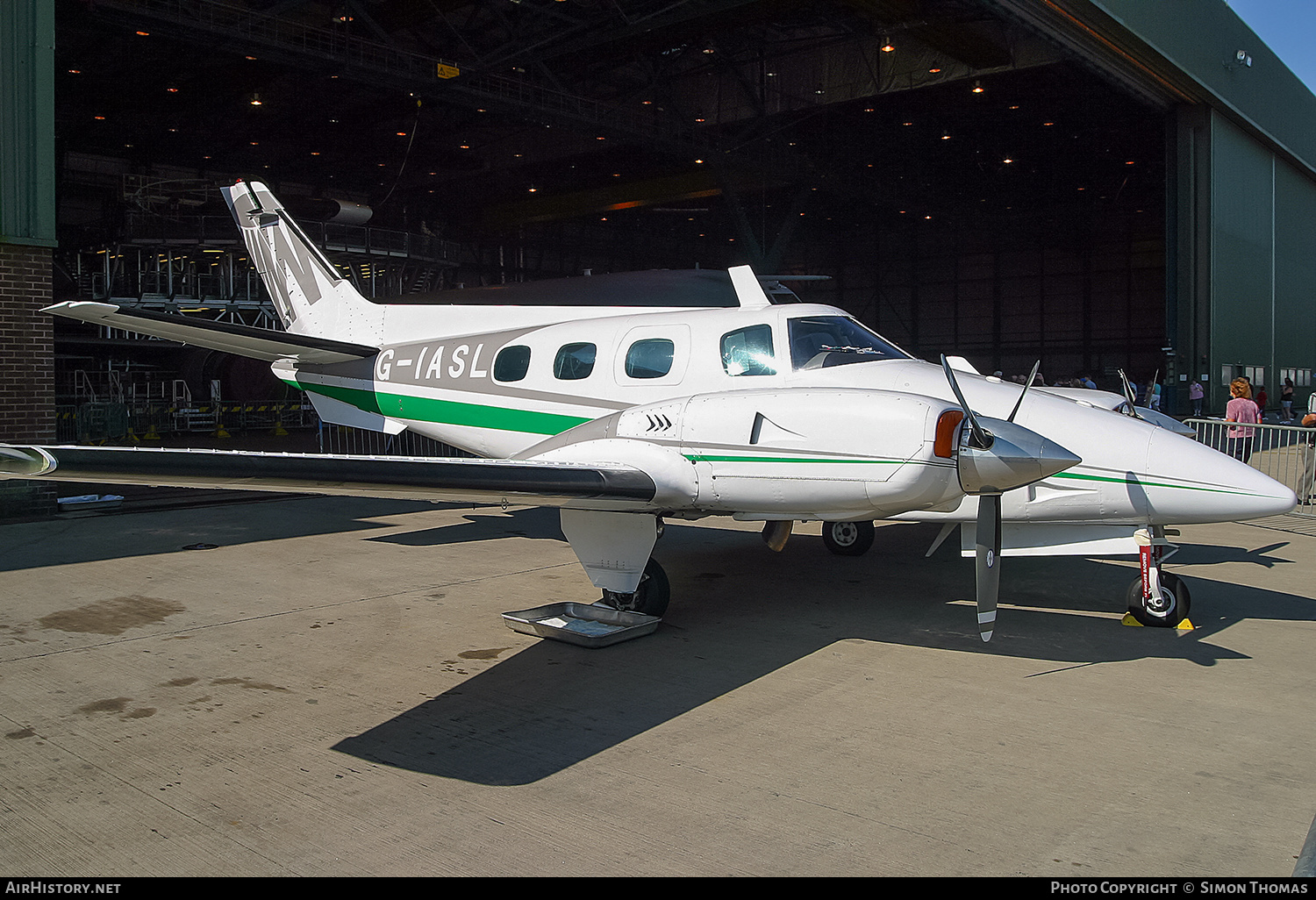 Aircraft Photo of G-IASL | Beech 60 Duke | AirHistory.net #357706