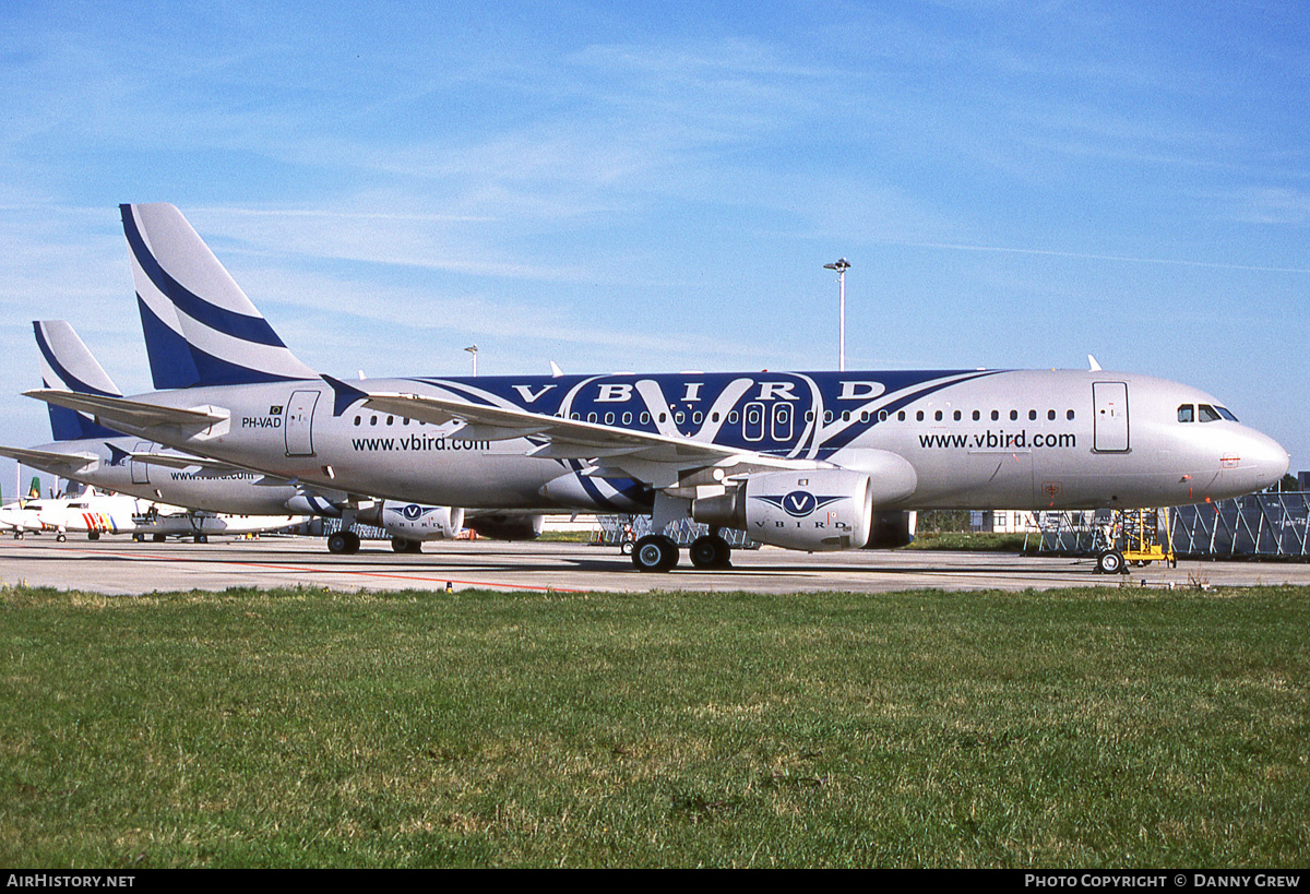 Aircraft Photo of PH-VAD | Airbus A320-212 | V Bird | AirHistory.net #357726