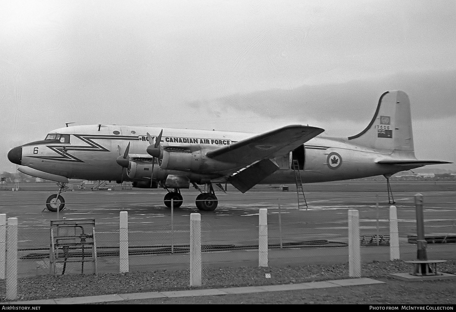 Aircraft Photo of 17506 | Canadair C-54GM North Star Mk1 (CL-2) | Canada - Air Force | AirHistory.net #357741