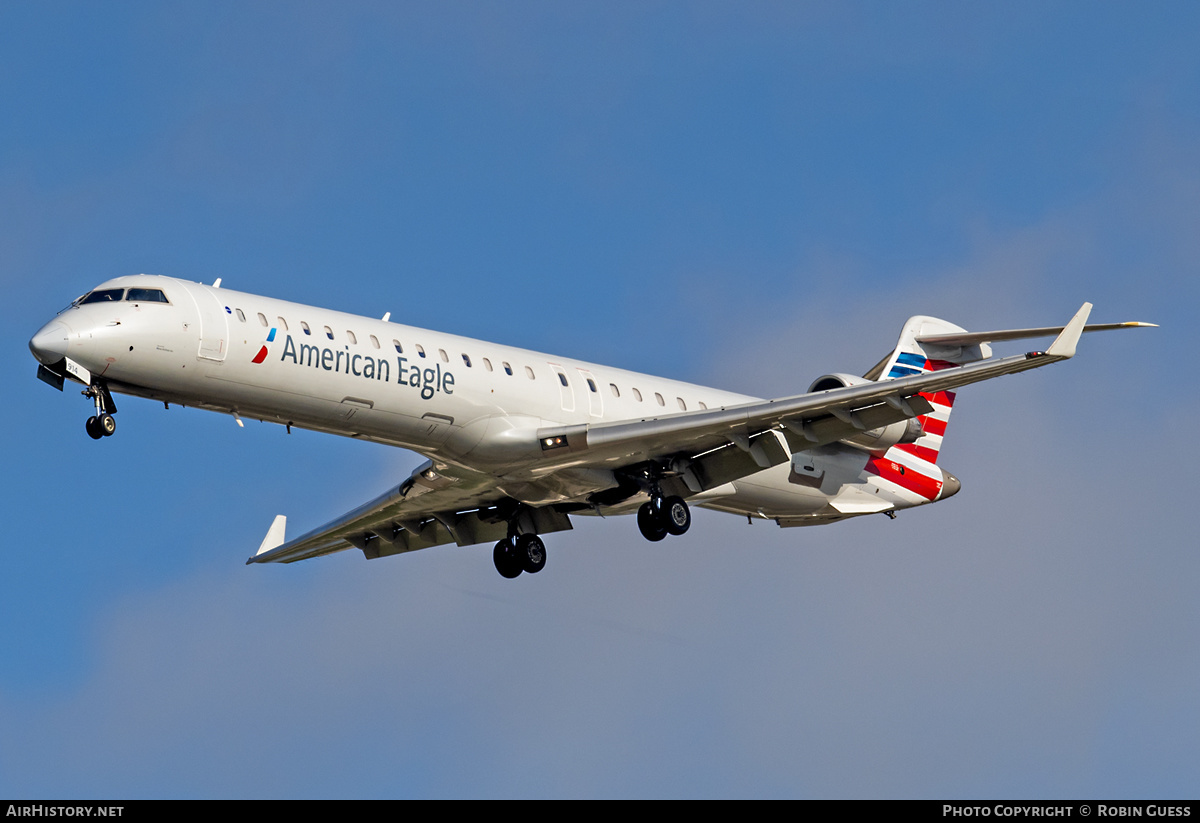 Aircraft Photo of N914FJ | Bombardier CRJ-900ER (CL-600-2D24) | American Eagle | AirHistory.net #357744