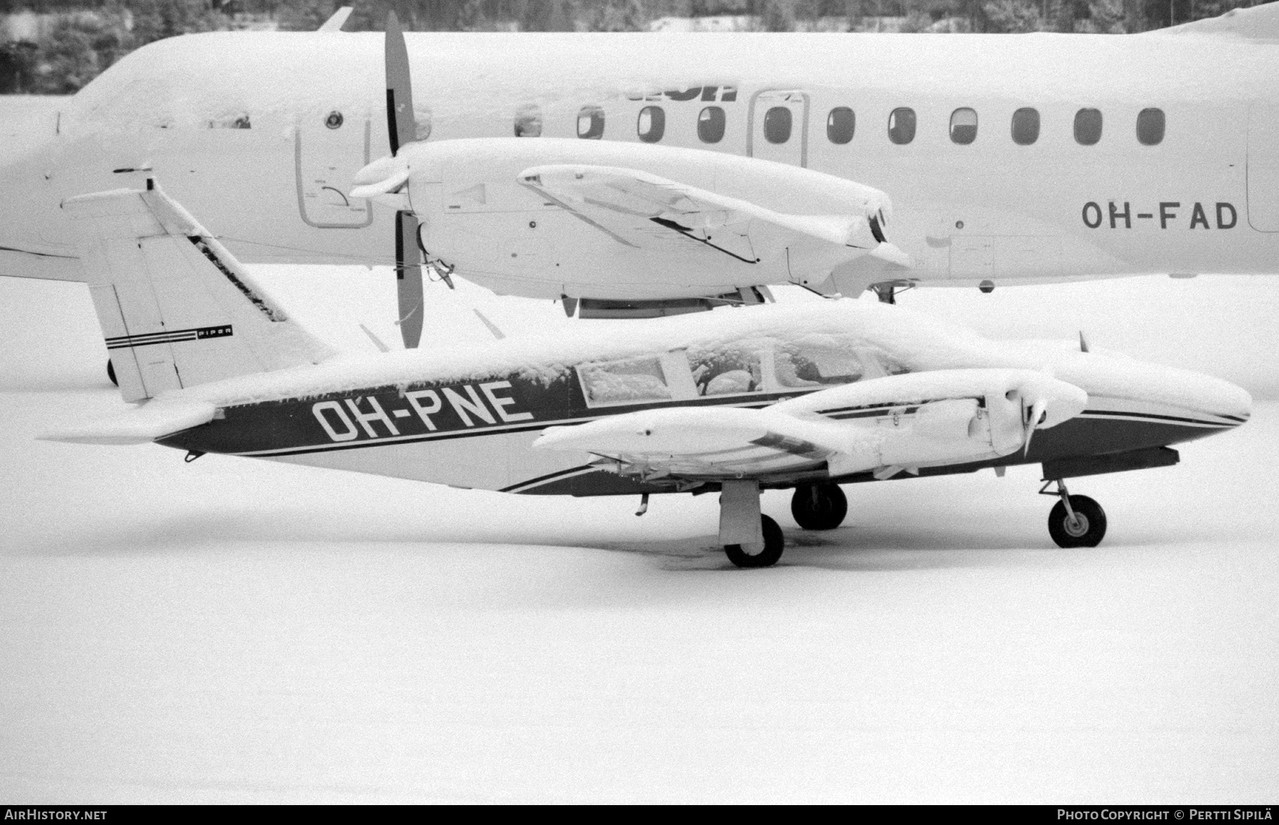 Aircraft Photo of OH-PNE | Piper PA-34-200 Seneca | AirHistory.net #357784