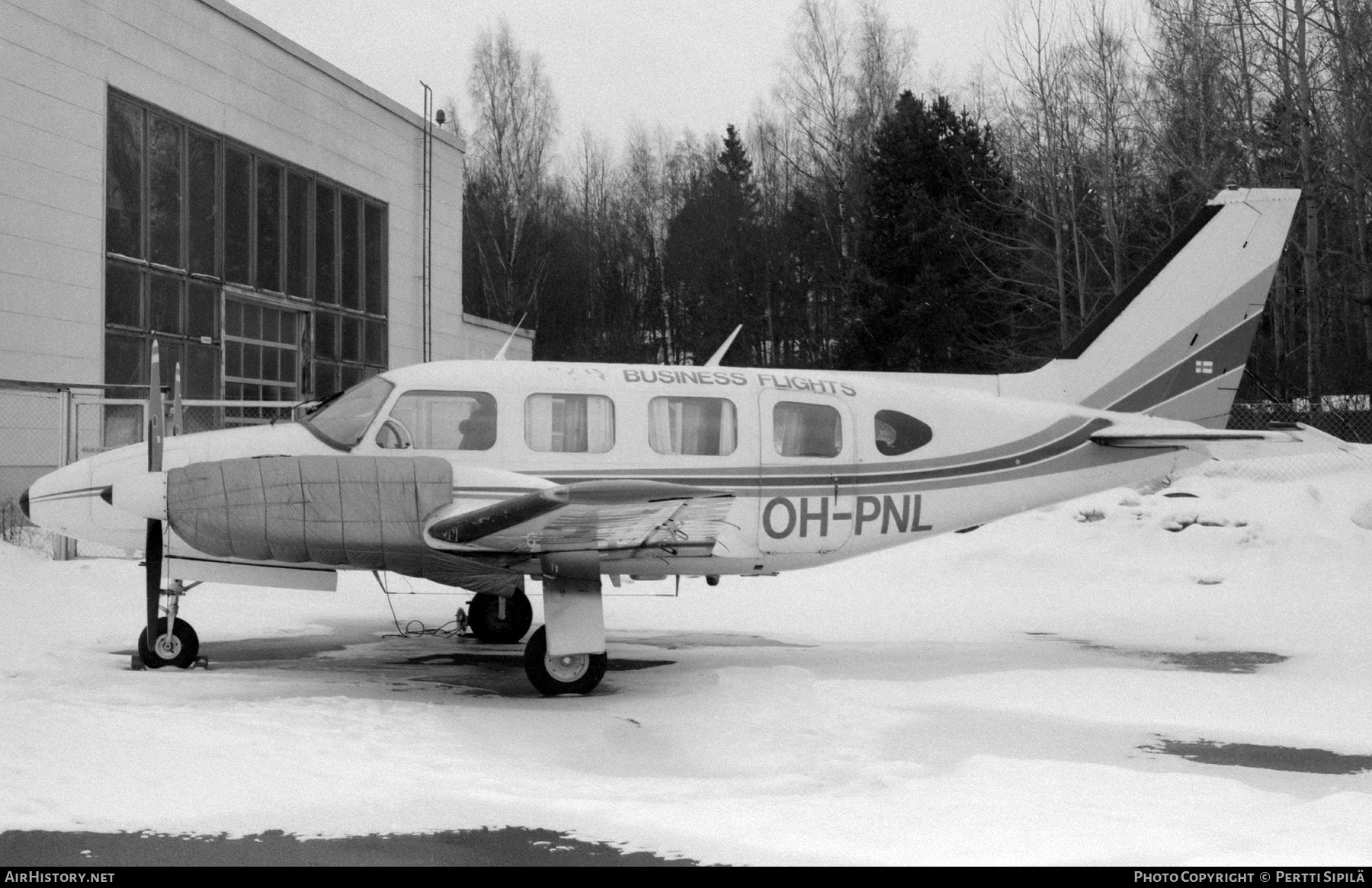 Aircraft Photo of OH-PNL | Piper PA-31-310 Navajo | AirHistory.net #357809
