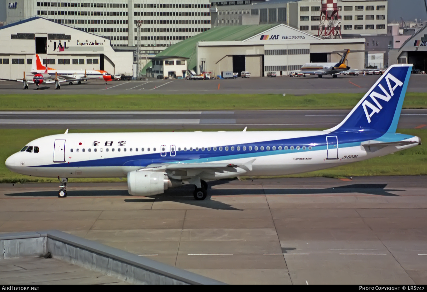 Aircraft Photo of JA8381 | Airbus A320-211 | All Nippon Airways - ANA | AirHistory.net #357813