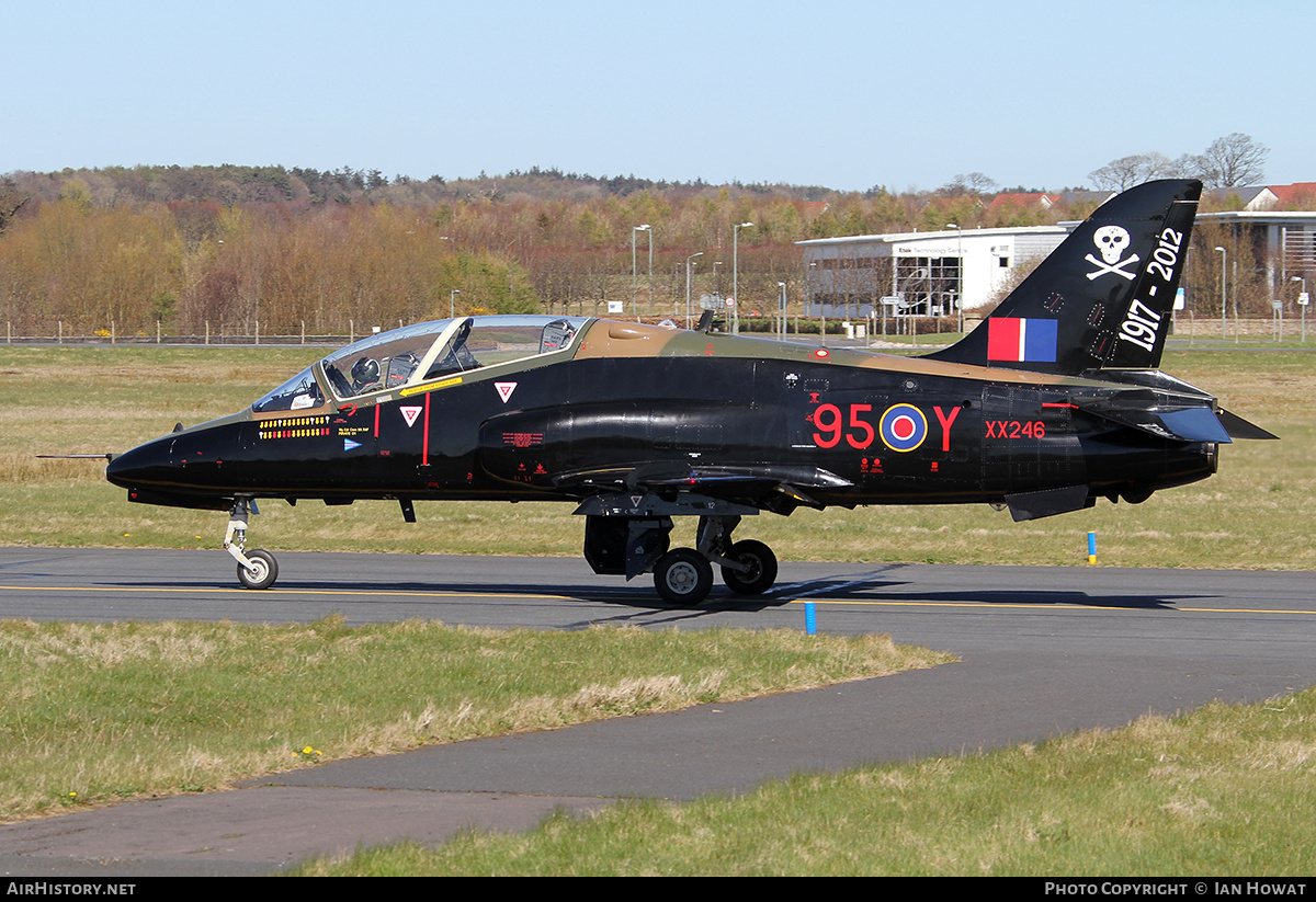 Aircraft Photo of XX246 | British Aerospace Hawk T.1A | UK - Air Force | AirHistory.net #357882