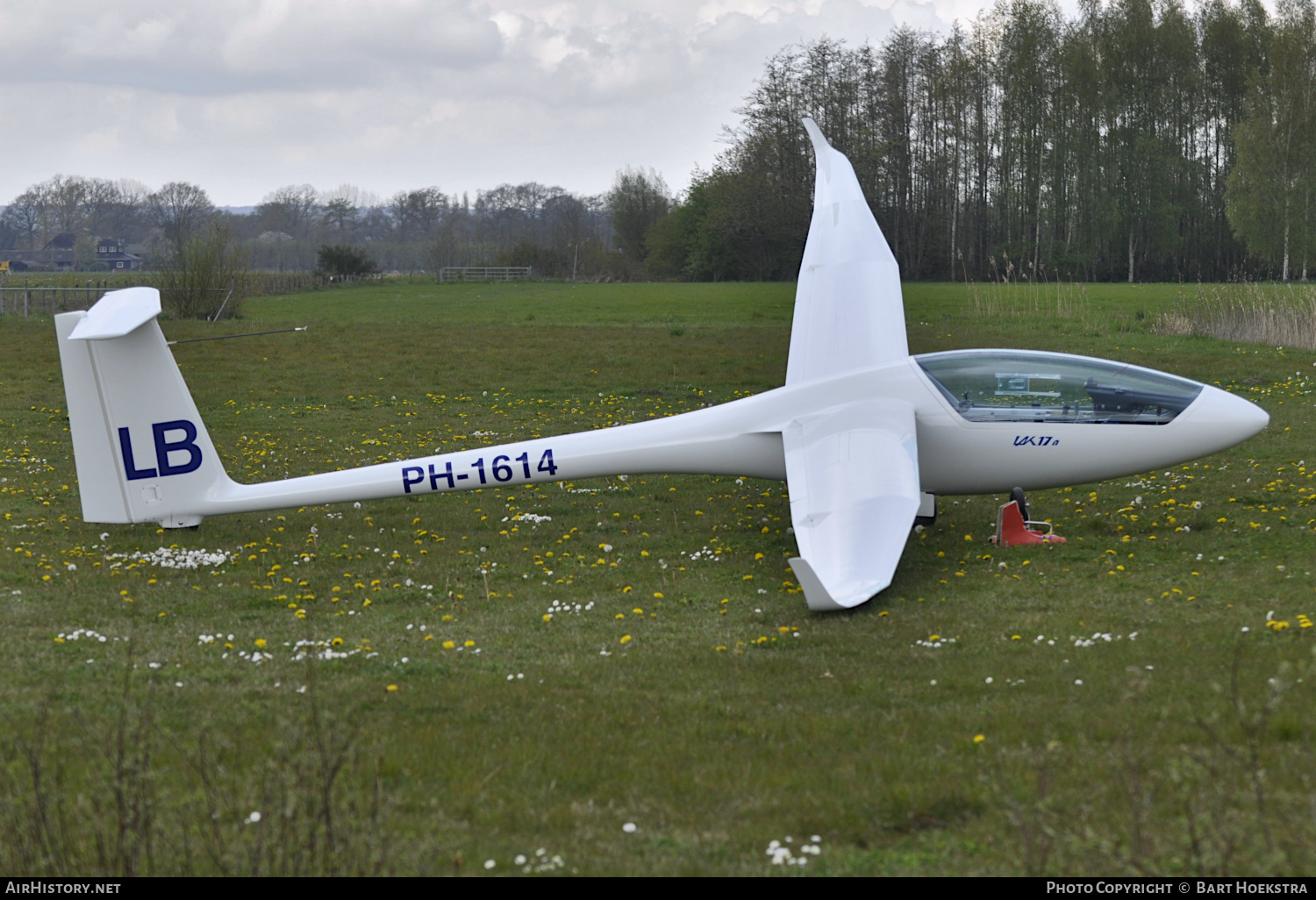 Aircraft Photo of PH-1614 | Sportine Aviacija LAK-17A | AirHistory.net #357889