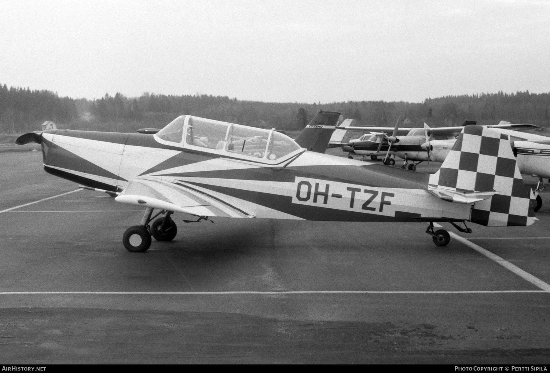 Aircraft Photo of OH-TZF | Zlin Z-326 Trener Master | AirHistory.net #357920