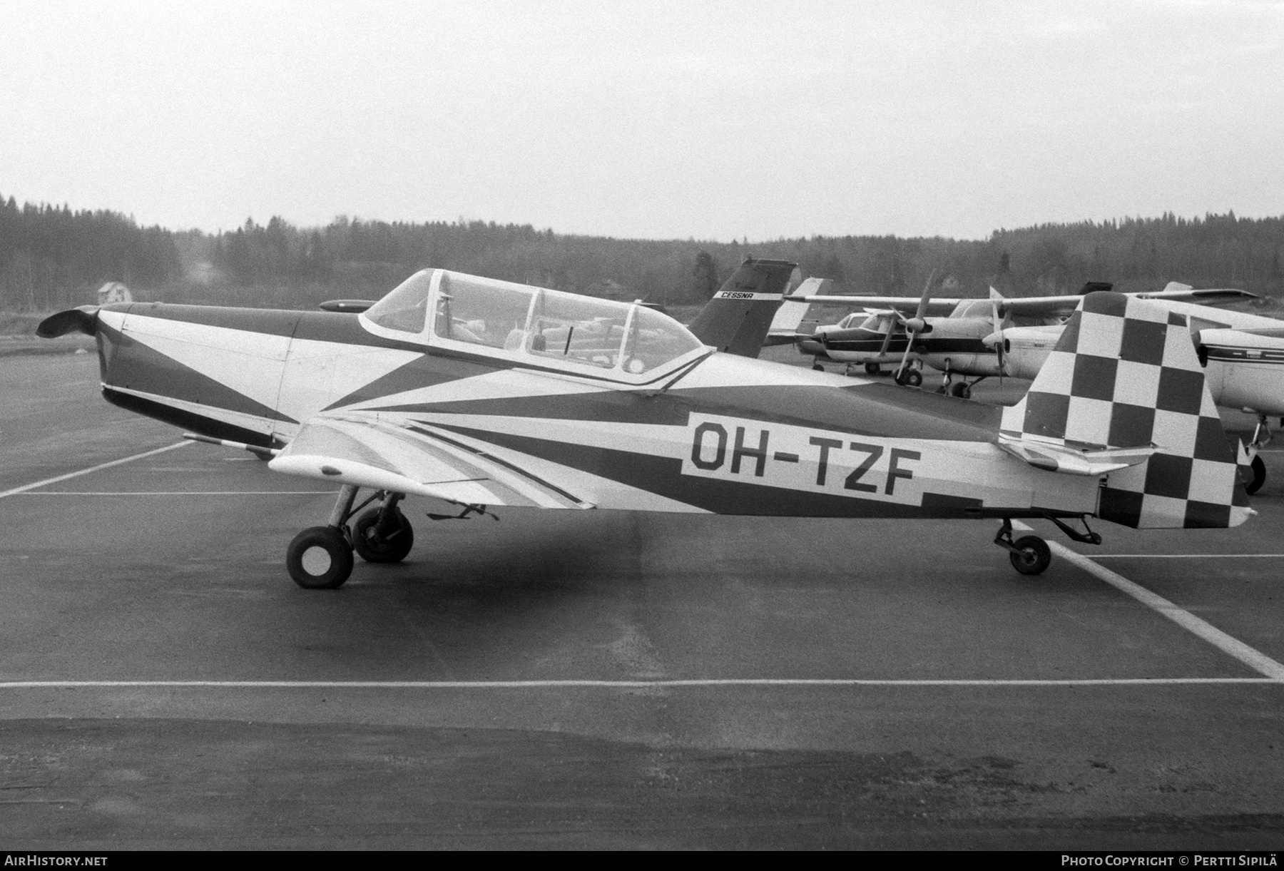 Aircraft Photo of OH-TZF | Zlin Z-326 Trener Master | AirHistory.net #357920