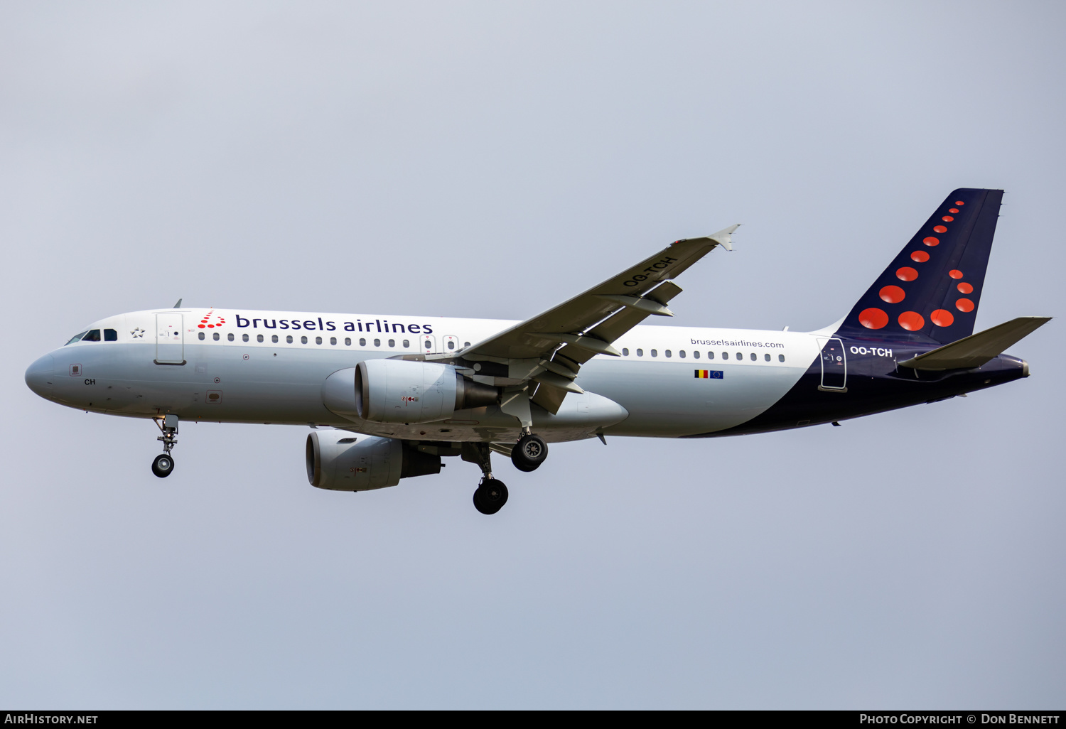 Aircraft Photo of OO-TCH | Airbus A320-214 | Brussels Airlines | AirHistory.net #357973