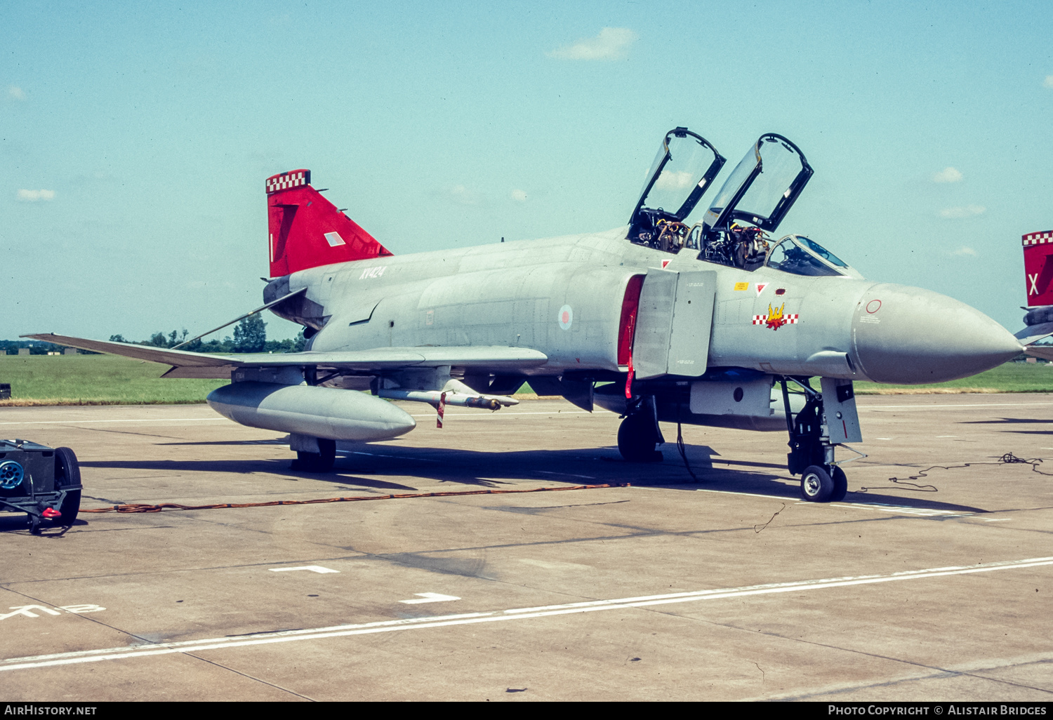 Aircraft Photo of XV424 | McDonnell Douglas F-4M Phantom FGR2 | UK - Air Force | AirHistory.net #357987