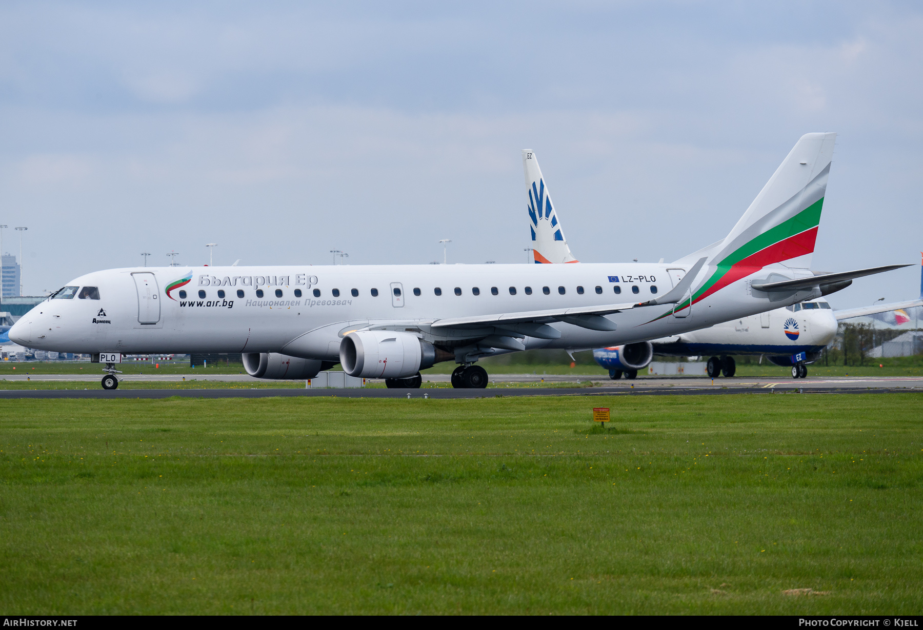 Aircraft Photo of LZ-PLO | Embraer 190STD (ERJ-190-100STD) | Bulgaria Air | AirHistory.net #358007