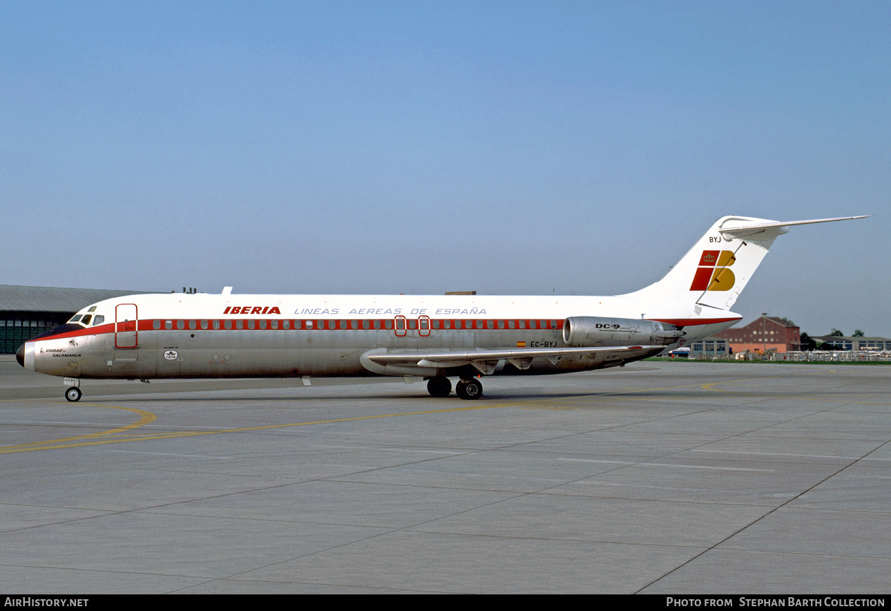 Aircraft Photo of EC-BYJ | McDonnell Douglas DC-9-32 | Iberia | AirHistory.net #358027