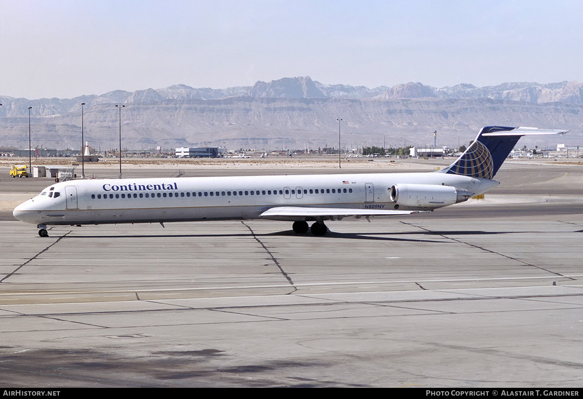 Aircraft Photo of N809NY | McDonnell Douglas MD-82 (DC-9-82) | Continental Airlines | AirHistory.net #358082