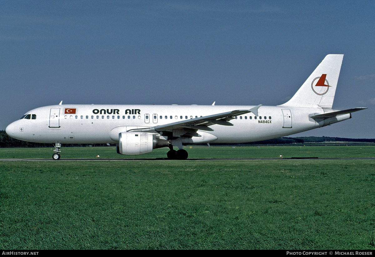 Aircraft Photo of N484GX | Airbus A320-212 | Onur Air | AirHistory.net #358083