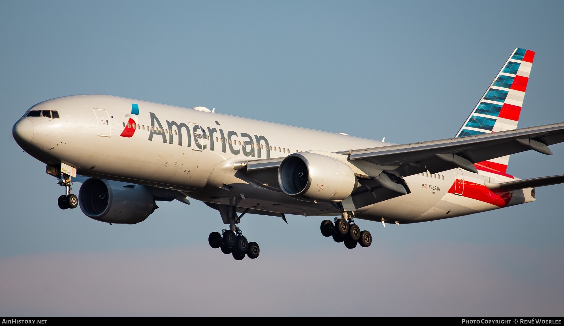 Aircraft Photo of N782AN | Boeing 777-223/ER | American Airlines | AirHistory.net #358095