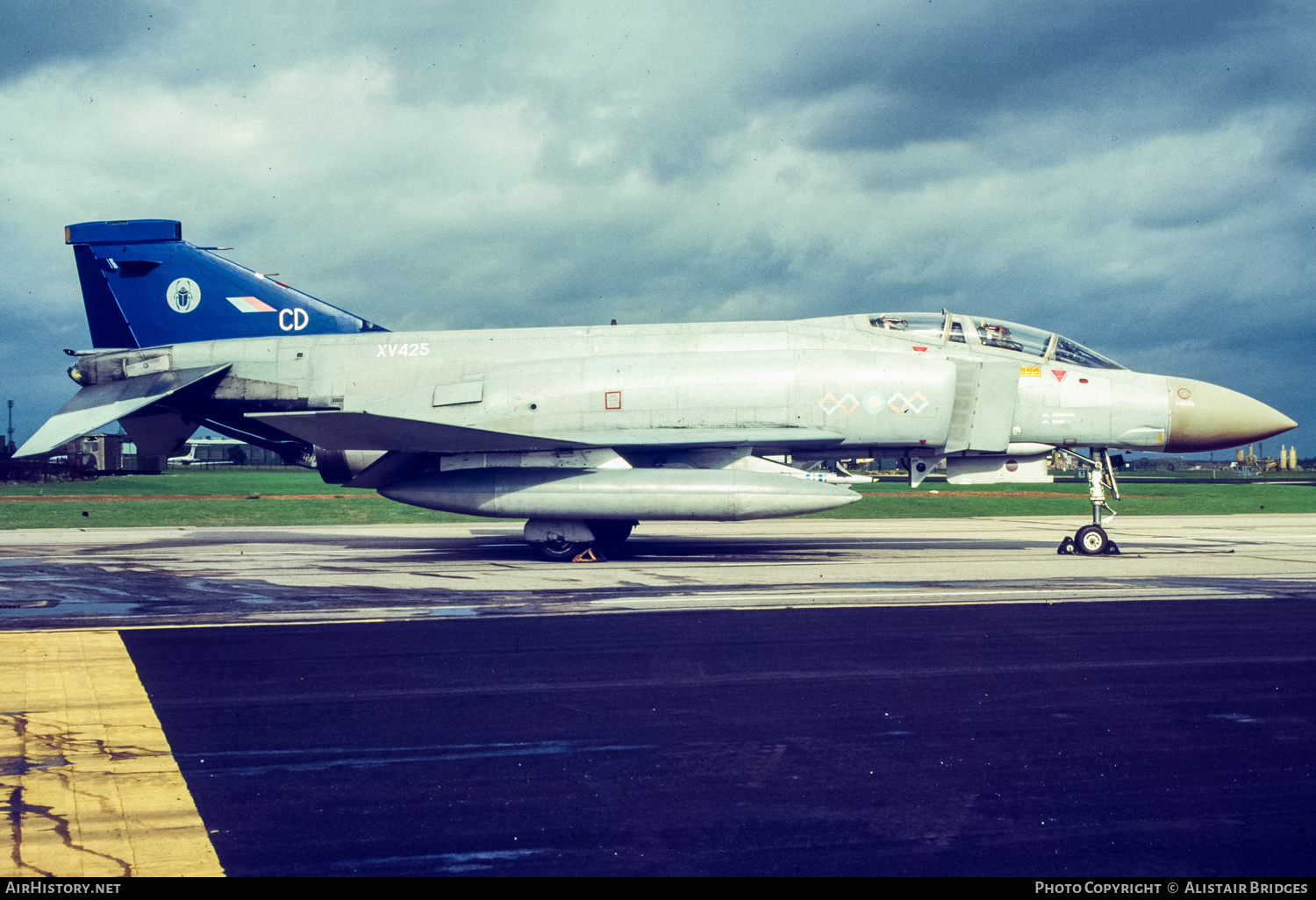 Aircraft Photo of XV425 | McDonnell Douglas F-4M Phantom FGR2 | UK - Air Force | AirHistory.net #358259